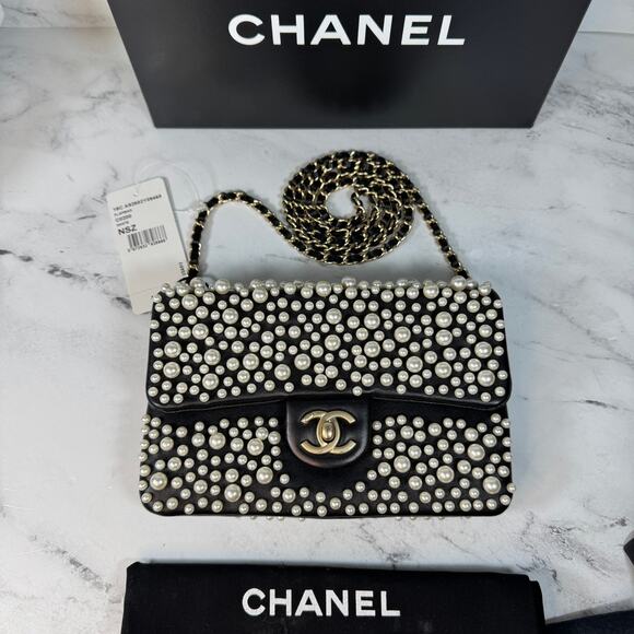 Chanel Pearl Flap Bag Paris-Dubai Pearly 15C WOC Wallet On Chain Crossbody CC - Picture 2 of 14